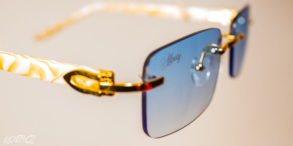 Visionary Frames